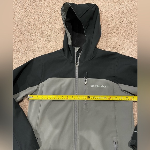 COLUMBIA Men's Omni-Wind Hooded Softshell Jacket - Picture 5 of 11